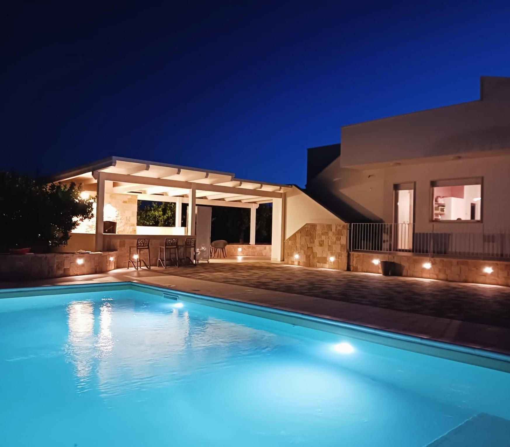 Malia Holiday Villa Conversano Exterior photo